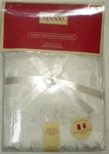 NIP SPODE 1 IVORY FABRIC TABLECLOTH 60 X 84 PLUS 6 DINNER NAPKINS - Picture 1 of 2
