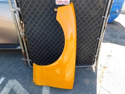 05-09 福特野马前 LH 发球杆挡泥板 2005 - 2009 — 第 1/4 张图片