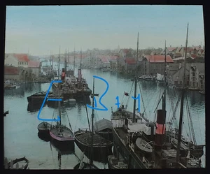 Photo HAUGESUND THE HARBOUR NORWAY C1920 OLD ANTIQUE Magic Lantern Slide - Picture 1 of 5