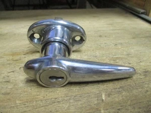 Vintage Wilmot & Breeden Locking Handle L2268 British MG Rover Morris - Picture 1 of 7