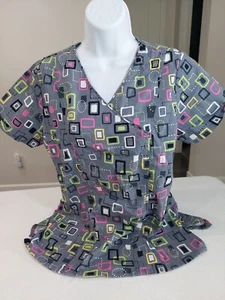 SB Scrubs Top Women Size XS Gray Classic Medical Uniform Scrub Geometric Squares - Picture 1 of 6