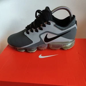 Nike vapormax boys Trainers Shoes Sneakers Size 5.5 grey max 270 - Picture 1 of 7
