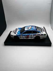 Kevin Harvick Busch Beer Throwback Darlington Win 1/24 ELITE NASCAR Die Cast  - Picture 1 of 6