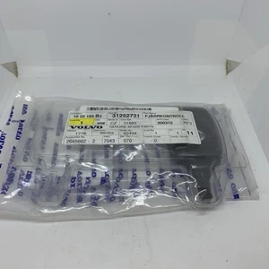 Genuine Volvo Remote Control Key System. Kit. (JP). 426 MHz. c30/c70/s40/v50 - Picture 1 of 7