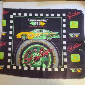 John Deere Motorsport Baumwolle Kissen Stoff Panel 18" x 44" schwarz & braun - Bild 1 von 9