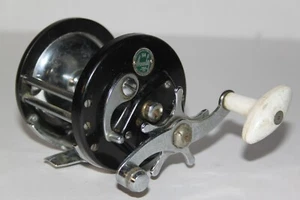Ocean City 144 Fishing Reel - Picture 1 of 7