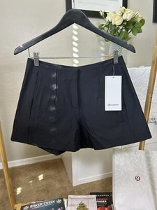 Neu mit Etikett $ 98 lululemon Utilitech Relaxed Fit HR Shorts 3,5" - schwarz - Größe 6 - Bild 1 von 9