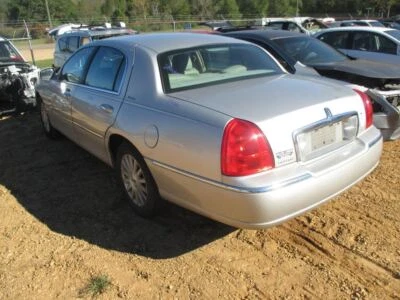 Purificador de aire 4,6 L sin paquete policial se adapta 03-04 Crown Victoria 161596 Foto 1 de 4