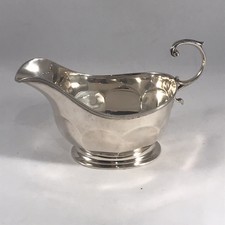 Solid Silver Hallmarked Sauceboat Hamilton And Inches Edinburgh 1929