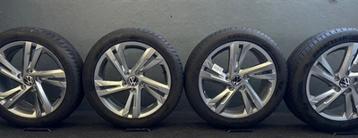 Original VW Golf 8 & R-line Valencia Alufelgen Sommerräder 17 Zoll 5H0601025AF - Bild 1 von 4