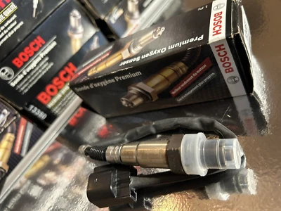 Sensor de oxígeno - OE real Bosch 13461 Foto 1 de 3