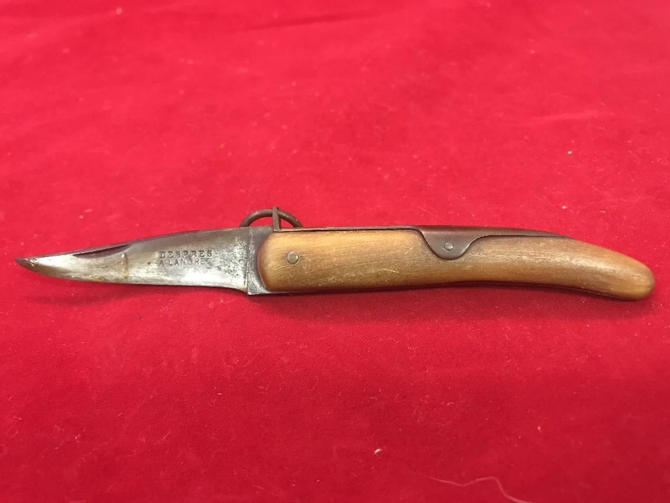 Navaja de bolsillo Despres A Langres con mango de cuerno Francia Segunda Guerra Mundial Foto 1 de 4