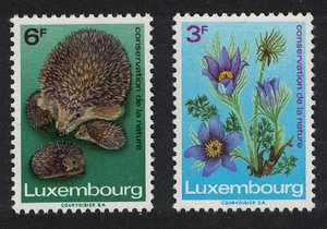 Luxembourg Hedgehog Pasqueflower Animals Flowers 2v 1970 MNH SG#852-853 - Picture 1 of 1
