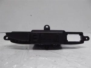central dashboard display for KIA MAGENTIS 2.0 G 2005 26385 - Imagen 1 de 10