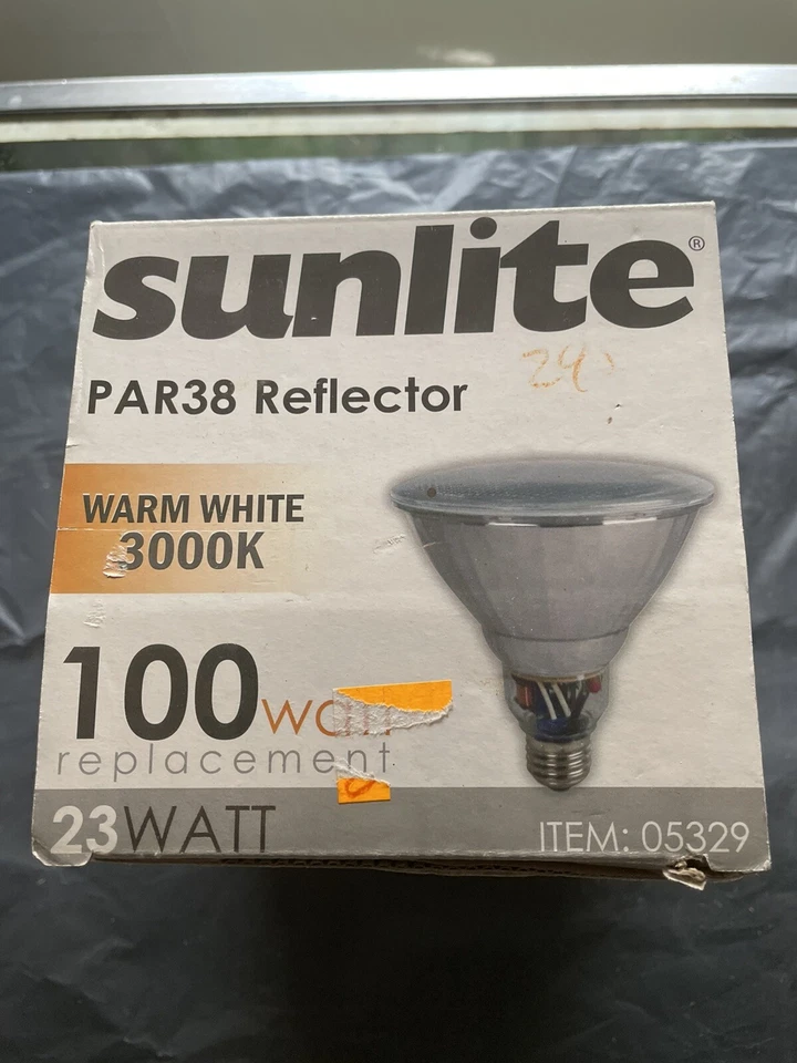 Sunlite PAR38 Reflector 23W Watt 3000K Warm Light 100 Watt Replacement 05329 NIB - Image 1 of 3