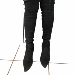 Manolo Blahnik Over The Knee High Boots Black Stretch Suede3.3/4" Heel Size 40.5 - Picture 1 of 18