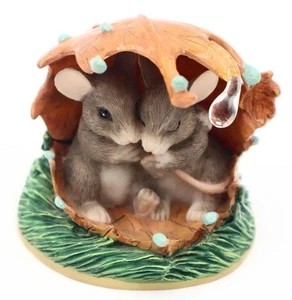 Figura Fitz and Floyd Charming Tails WEATHER THE STORM 97/722 - Imagen 1 de 5