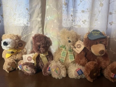 Lote de 4 Boyd’s con etiquetas. Días narcisos.  Foto 1 de 4