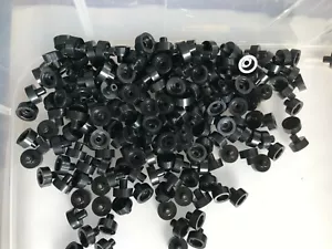 LEGO-NEW-#20482-BLACK-TILE ROUND 1 X 1 W/ BAR AND PIN HOLDER-25 PIECES - Picture 1 of 1