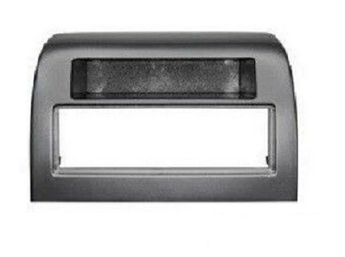 MASCHERINA AUTORADIO STEREO LANCIA YPSILON ARGENTO SCURO 2003>2006 ISO 1 DIN - Immagine 1 di 1