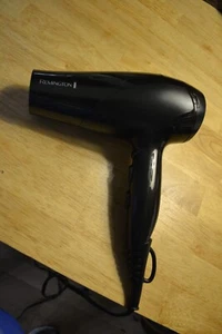 Remington D3190 Hair Dryer Black on Black 2 Speed 3 Temp. Heat Cool Button - Picture 1 of 4