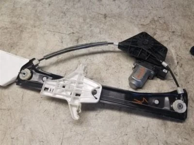 Volkswagen Jetta 2011 - 2018 - Regulador trasero izquierdo - 5C6839461D - Foto 1 de 4