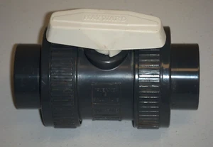 Hayward Kugelhahn 1-1/4" True Union PVC sicheres Schloss - Bild 1 von 7