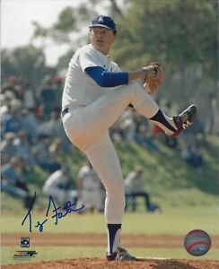 Signed  8x10 TERRY FORSTER  Los Angeles Dodgers  Autographed photo - COA 