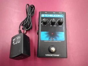 TC Helicon VOICETONE C1 Stompbox - Flexible Pitch Correction with adapter - Picture 1 of 6