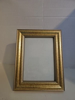 Marco dorado vintage de Burnes of Boston 5x7 Foto 1 de 4