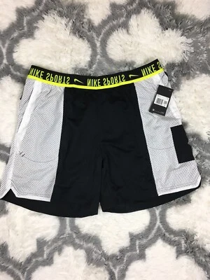 Pantalones cortos de entrenamiento reversibles Nike para hombre negros/blancos CJ7645-010 TALLA XXL Foto 1 de 4