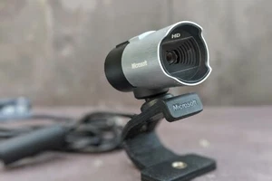 Microsoft Life Cam WebCam Full HD con microfono Win10 1080p sensore HD - Foto 1 di 3