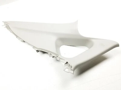 11 12 13 14 15 TOYOTA PRIUS TRASERO IZQUIERDO LADO DEL CONDUCTOR INFERIOR C PILAR CUBIERTA MOLDURA OEM Foto 1 de 4