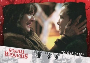 Tarjeta base paralela roja de Stranger Things al revés, Close Gate (71) #14/50 - Imagen 1 de 2
