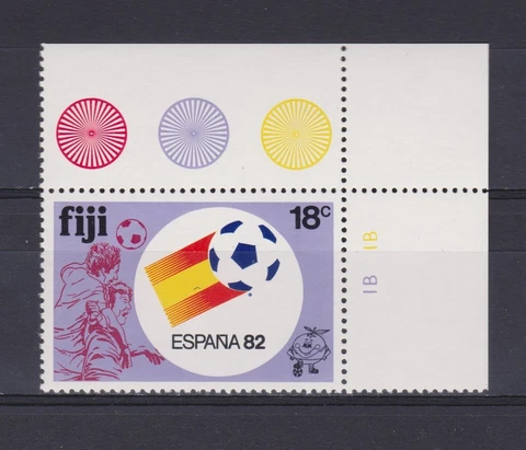 S5663) Fiji 1982 MNH Wc Football' 82- CM Football 18c Sg 637W - Wmrk Crown Cover