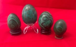 Four stone eggs Chrysocolla? Malachite? - Picture 1 of 10