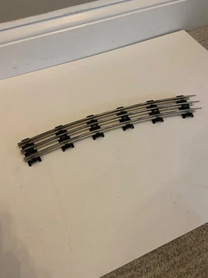 LIONEL 65572 O GAUGE TRAIN TRACK O72 CURVE 72" diameter 3 Rail metal  - Image 1 of 4
