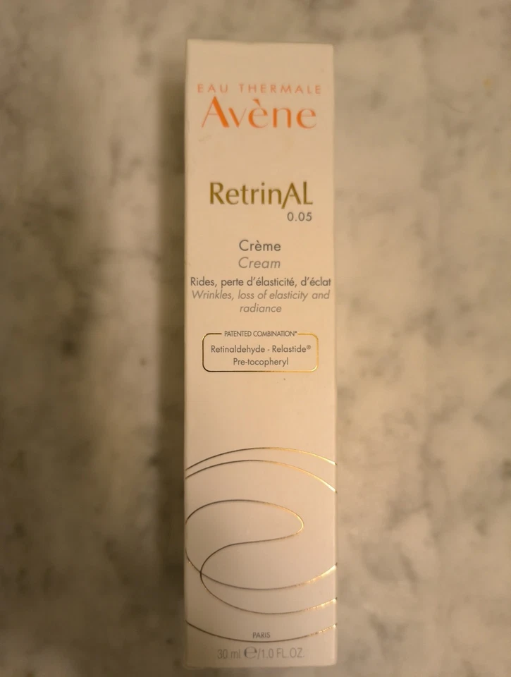 Crema Avene Retrinal 0,05 1,0 oz (30 ml) Foto 1 de 4