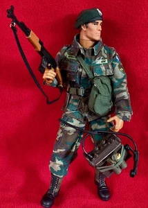1/6 Hasbro Vietnamkrieg US Army Green Beret - Bild 1 von 5