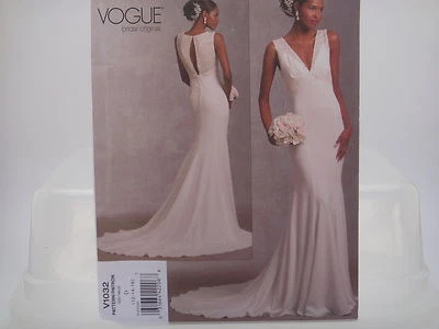 Vogue 1032 V1032, Vogue Bridal Original Deep Back, Train Wedding Dress Sz 18-22 - Image 1 of 4