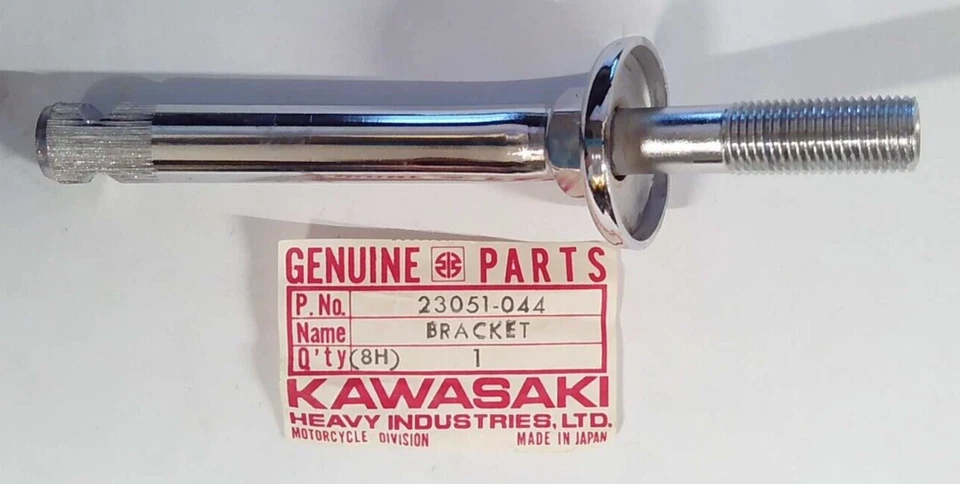 NOS GENUINO KAWASAKI G5 KE KE100 SOPORTE DE LÁMPARA DE SEÑAL TRASERA 23051-044 NUEVO OEM Foto 1 de 1
