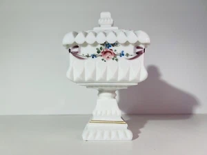 Westmoreland Glass Hand Painted Wedding Bowl Lidded Dish Milk Glass - Picture 1 of 9