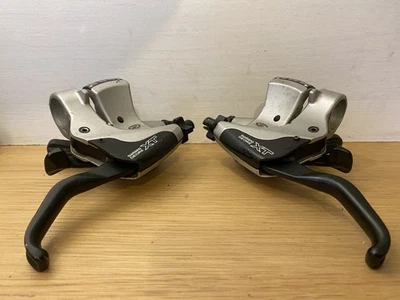 Shimano XT ST-M750 Brake Lever And Shifters Left And Right 3x9 - Image 1 of 4