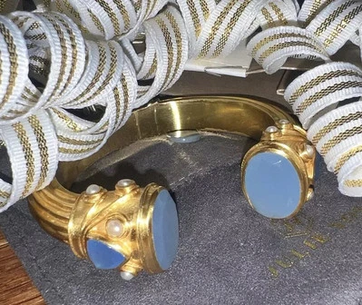 Brazalete Brazalete Julie Vos Azul y Perla Chapado en Oro 24k Grande con Bisagras Nuevo sin Etiquetas Foto 1 de 4