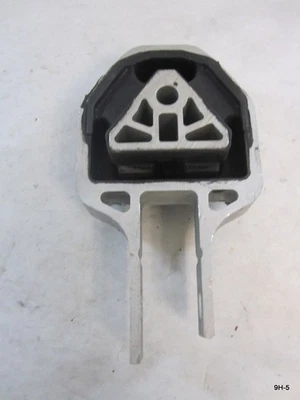 Rear Engine Torque Strut Mount EM-4203 - Image 1 of 4