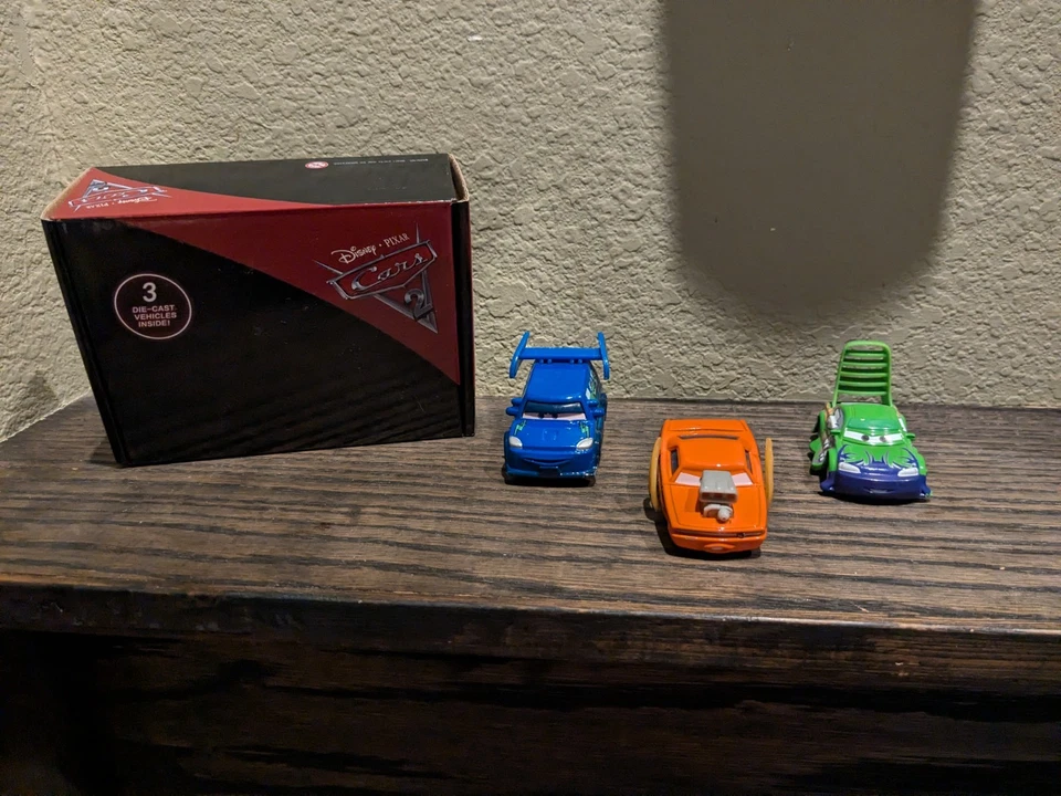 Disney Pixar Cars 2 Set of 3 Die Cast Vehicles Collectors Edition