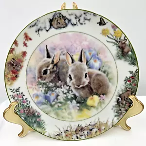 1994 Sarah Woods April Outing Collector Plate One Backyard Buddies Crestley Coll - Picture 1 of 8