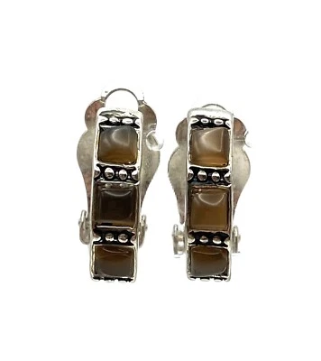 "Pendientes de aro con clip vintage ojo de tigre sintético tono plata 3/4"" texturizados usados en excelente estado" Foto 1 de 4