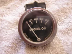 Vintage Rochester Oil Pressure Gauge 80 lbs. - Picture 1 of 5