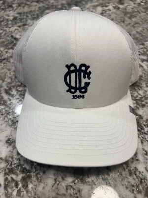 Sombrero Dallas Country Club Travis Mathew Foto 1 de 3